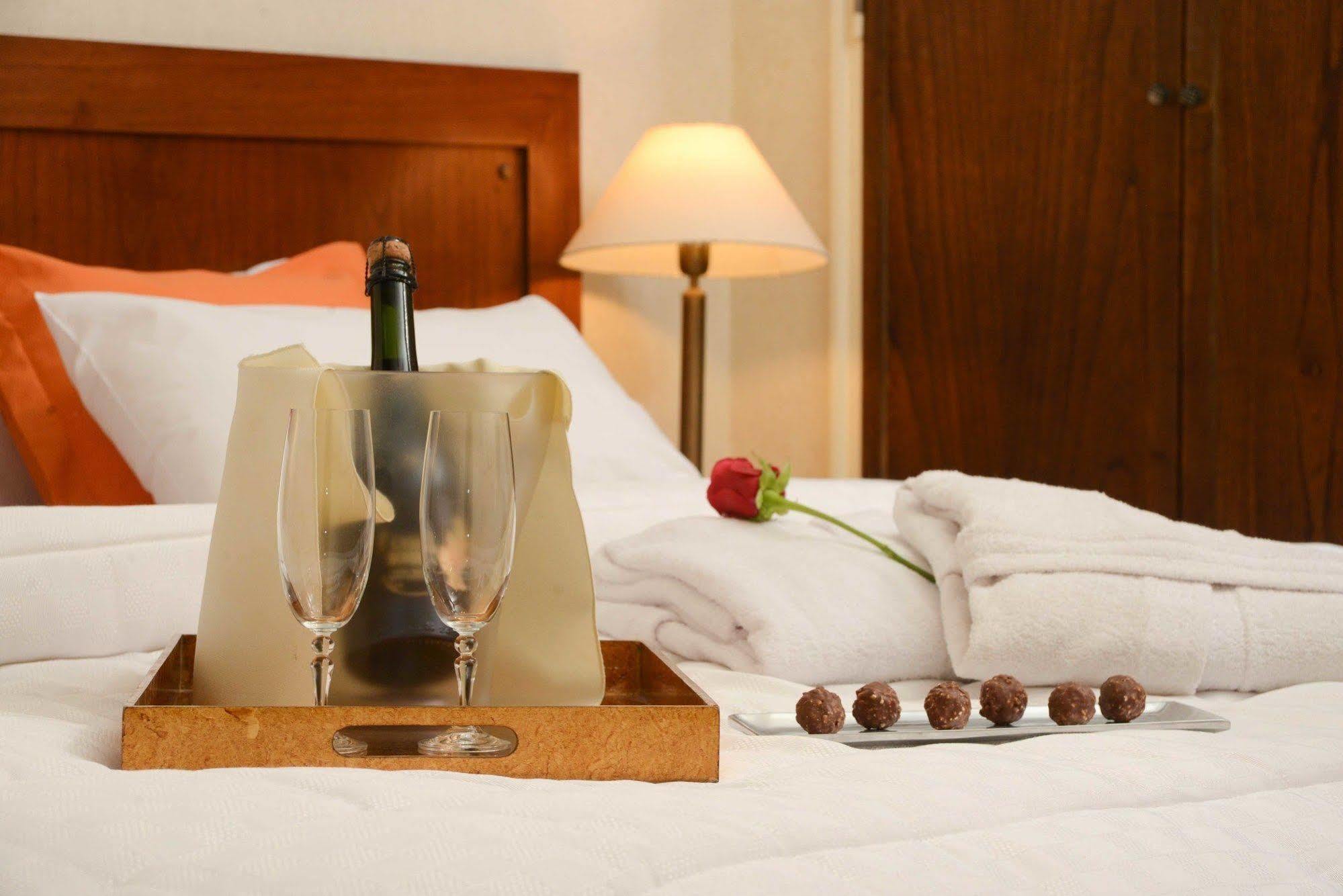 O2 Hotel Buenos Aires Eksteriør billede